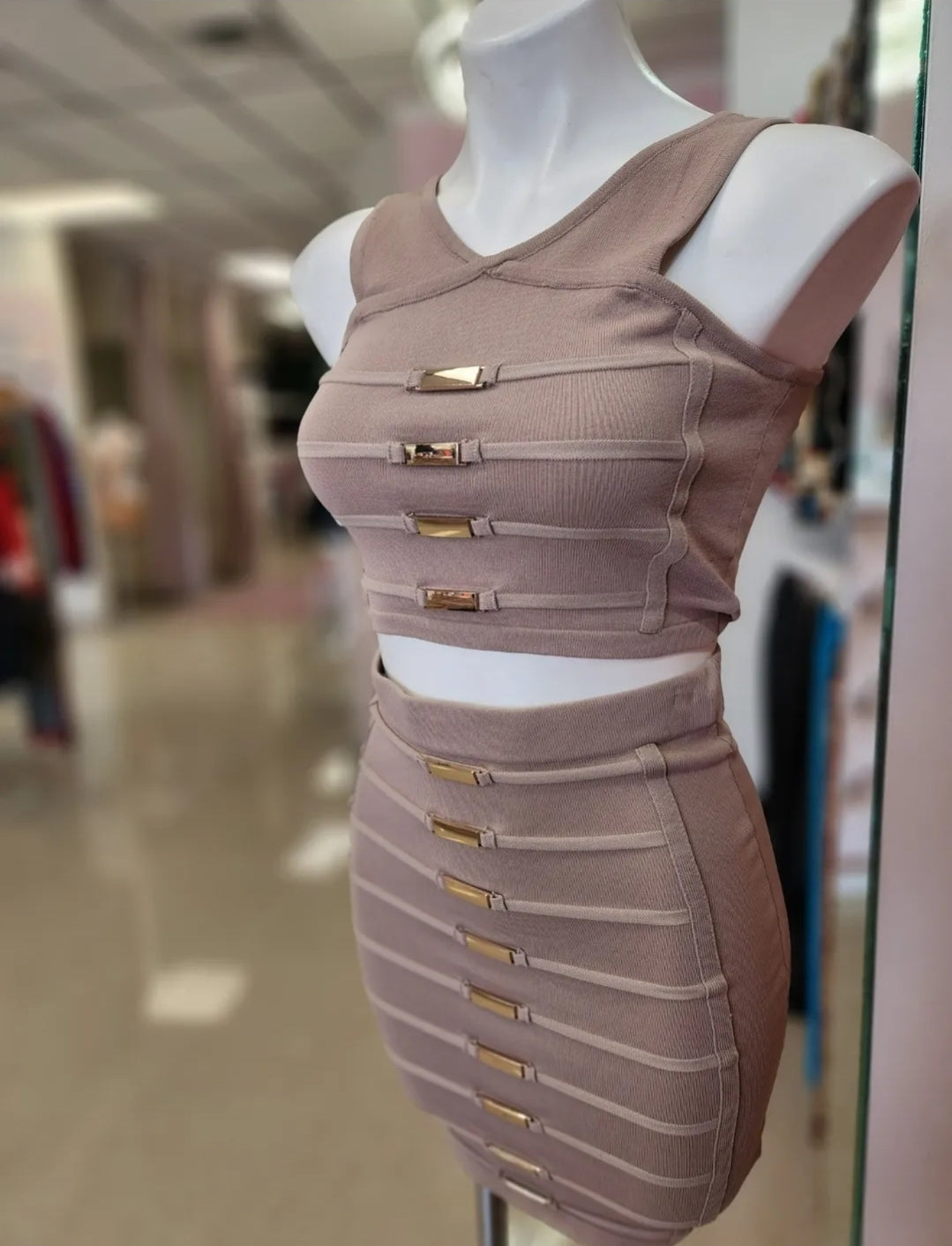 Top Notch Skirt Set Khaki.